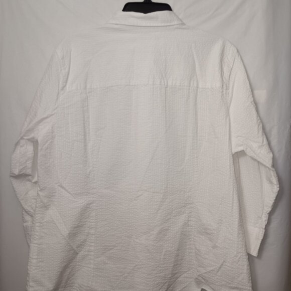 L.L.BEAN DOT EMBROIDERED BUTTON UP SHIRT - Picture 15 of 15